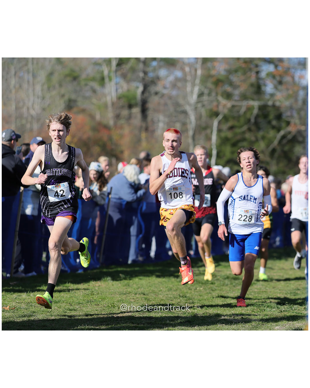 Harper Borden, Edward Little High School, P33, 17:14.19 - New England Cross Country State Championship - Thetford Vt - November 8, 2025 File: ./dir-2-Boys-Championship/251108-2025-New England-Cross-Country-Championships-Thetford-VT-616-296A0762.jpg Harper Borden, Edward Little High School, P33, 17:14.19 - New England Cross Country State Championship - Thetford Vt - November 8, 2025 – 2…